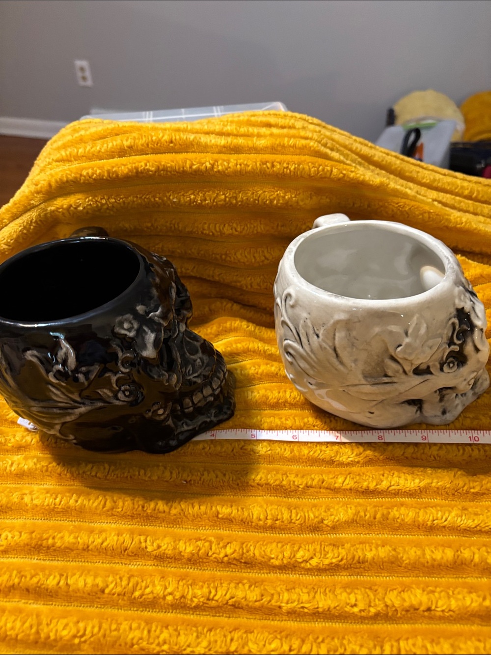 Skull Ceramic Coffee Mug - Black or White NWOT. Pick white or black. - Picture 7 of 7
